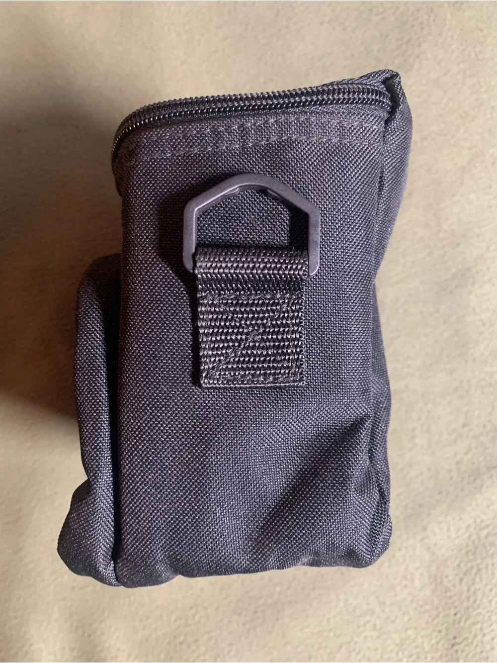 New Samsonite black padded camera/camcorder bag. Approx 9.5” x 6.5” x 4”